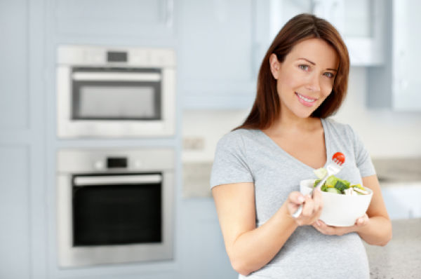 تغذیه ماه سوم بارداری