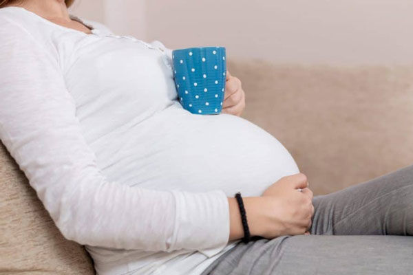 دمنوش های خطرناک در دوران بارداری