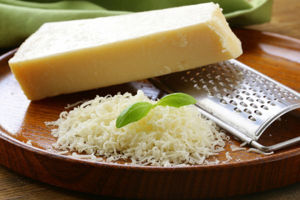 مصرف پنیر موزارلا در بارداری