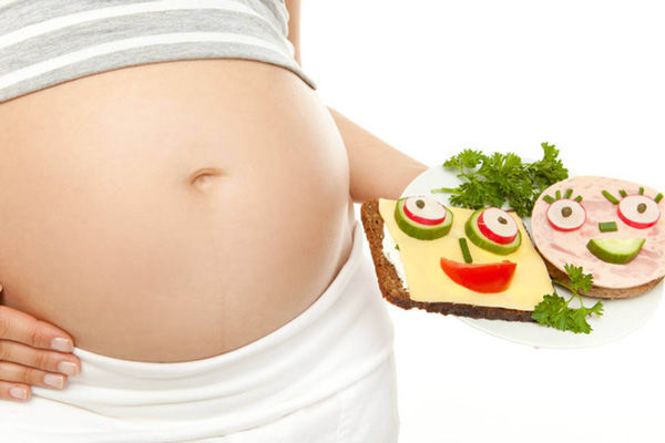 خوردن سوسیس و کالباس در بارداری