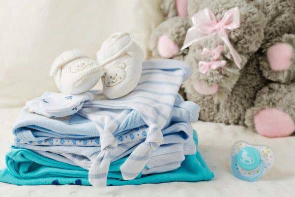 اهمیت شستن لباس‌های نوزاد قبل از استفاده