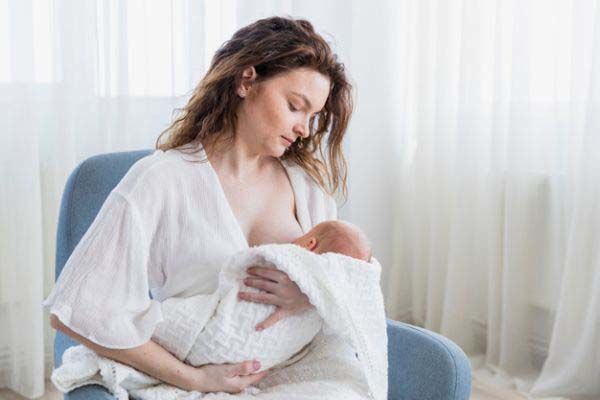 اصول شیردهی به نوزاد پس از زایمان