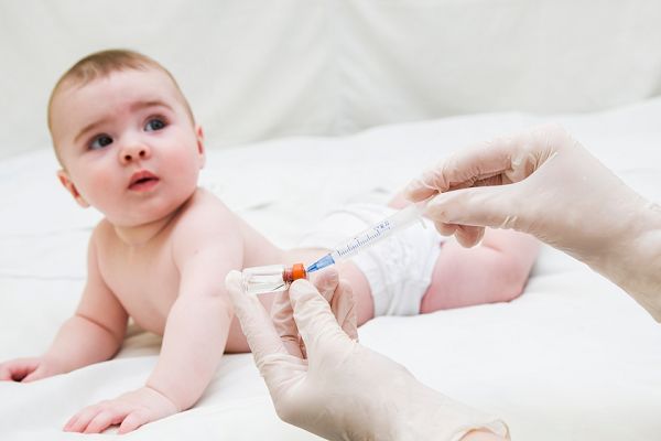 عرق سرد نوزاد بعد از واکسن خطرناک است؟