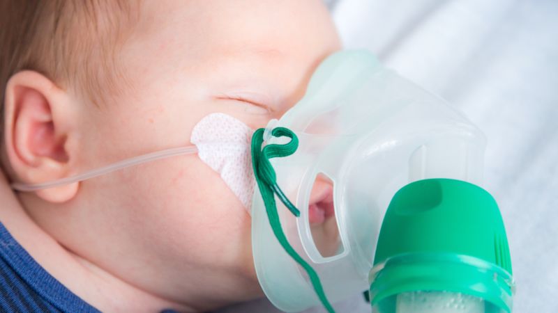 علائم مشکلات ریه در نوزادان زیر یک ماه