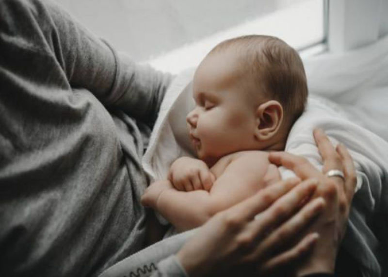 چگونه از نوزاد تازه متولد شده مراقبت کنیم؟