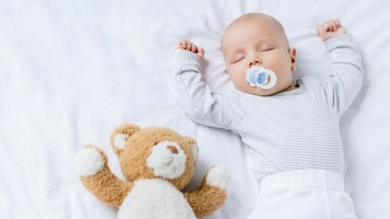 راه های درمان بی خوابی نوزادان