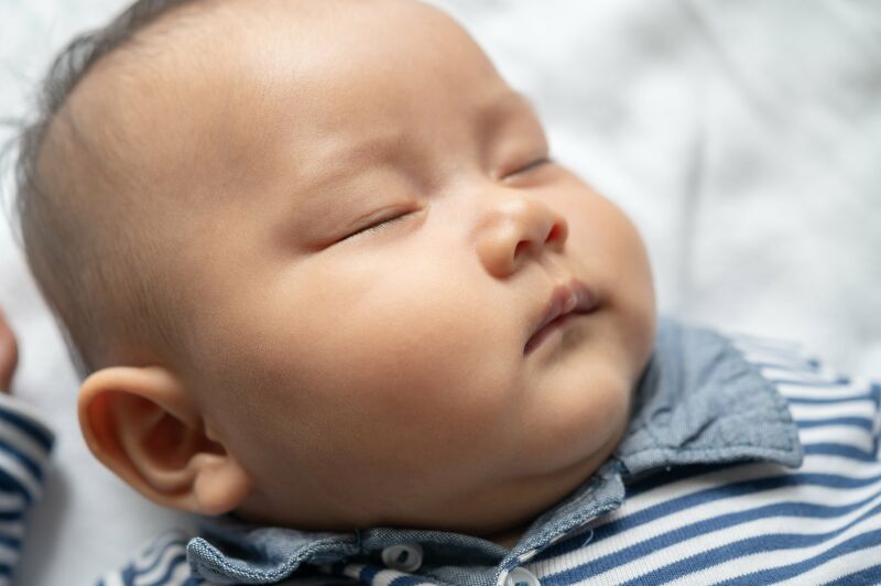 میزان خواب کافی کودک در یک سالگی