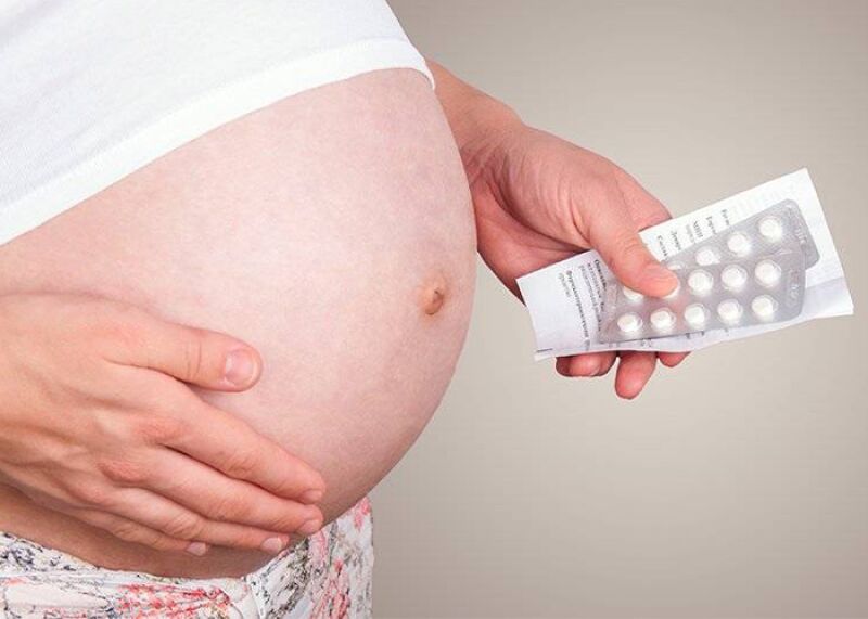  آیا قرص آسیکلوویر در بارداری ضرر دارد؟