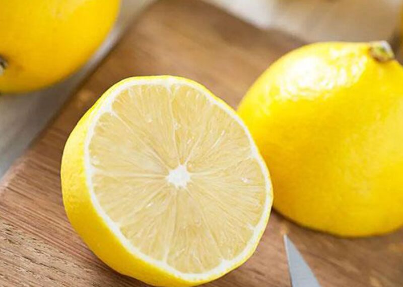 بررسی ترکیبات لیمو شیرین