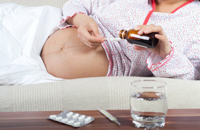 خطرات مصرف دارو در بارداری