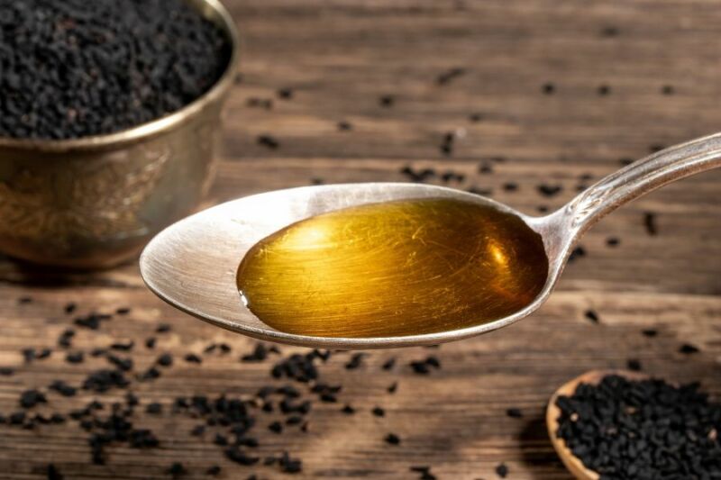 خواص روغن سیاه دانه برای واژن