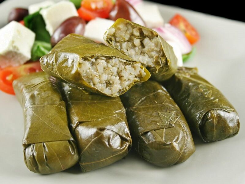 خوردن دلمه برگ مو در بارداری