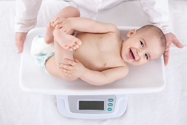 وزن گیری نوزاد در هر ماه چقدر است