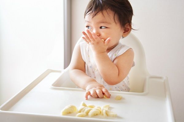ممنوعات غذایی نوزاد قبل از یک سالگی