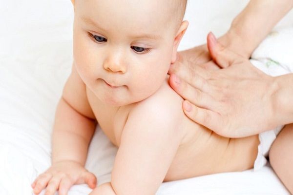 کرم و محصولات مراقبت از پوست نوزاد