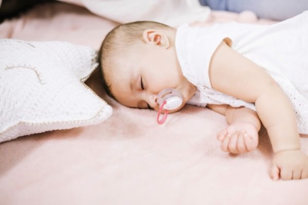 میزان نیاز کودکان شیرخوار به خواب