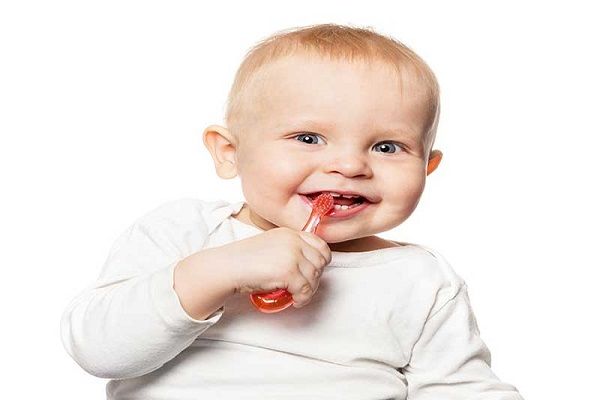 بهداشت دهان نوزادان