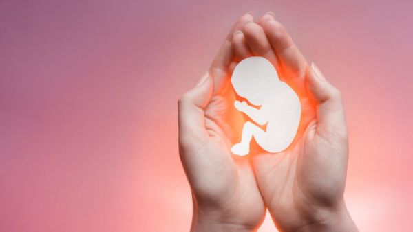 علائم سقط جنین در ماه اول