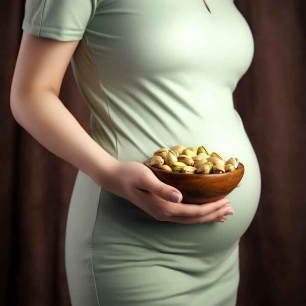 خوردن پسته خام در بارداری