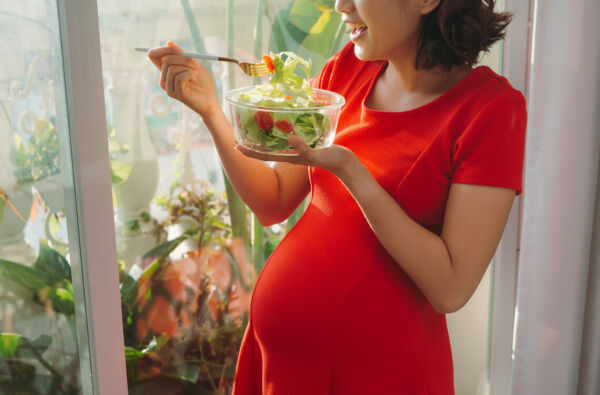 خوردن کاهو در بارداری