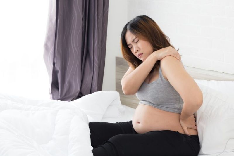 علت درد شانه در بارداری