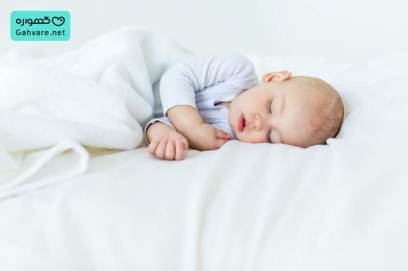 خواب نوزاد چهار ماهه