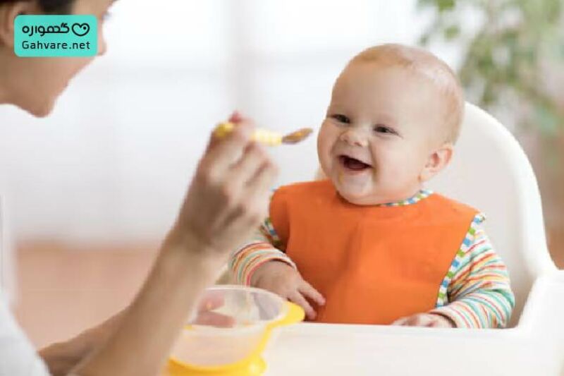غذا دادن به نوزاد 4 ماهه