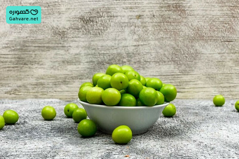 آیا خوردن گوجه سبز در بارداری مجاز است؟