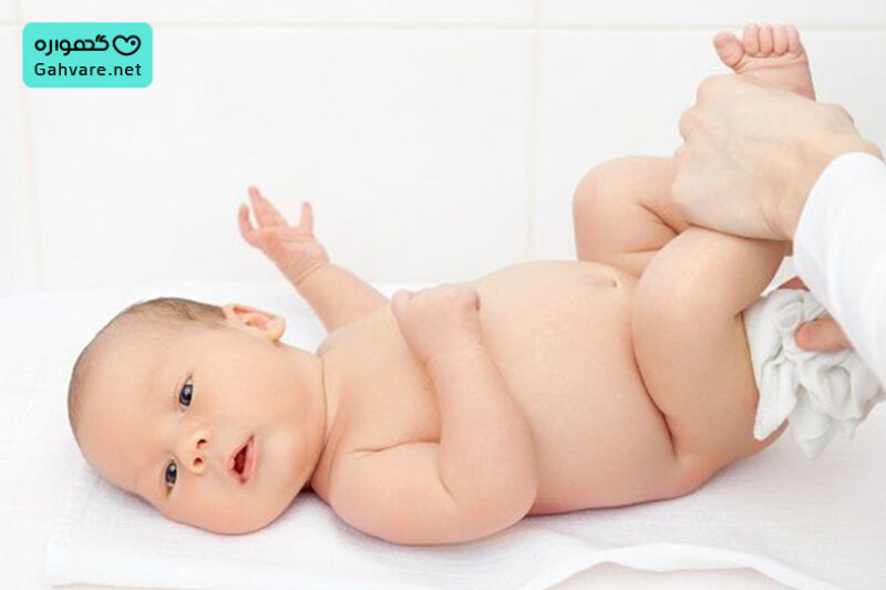 چه زمانی برای یبوست نوزاد باید به پزشک مراجعه کرد؟