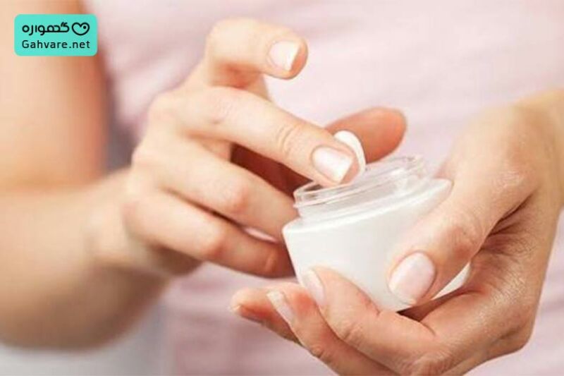 انتخاب کرم مناسب برای خشکی پوست در بارداری