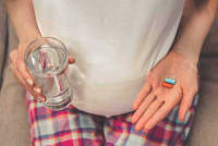 عوارض مصرف مسکن (داروهای ضد درد) در  دوران بارداری
